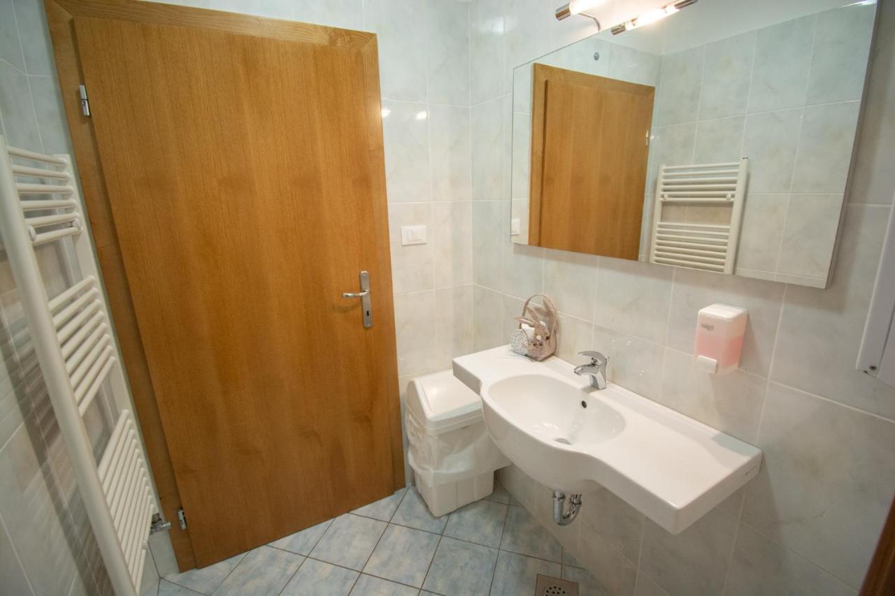 Pocitniska Hiska Skedenj Apartment Deskle Екстериор снимка